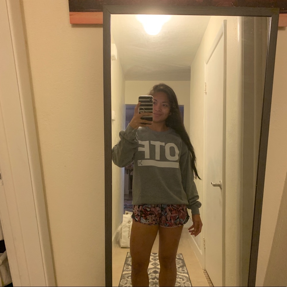Small Orangetheory crew long sleeves